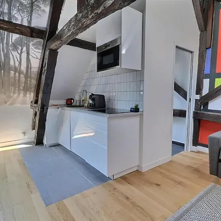 アパート Le Studio De Mondrian - 4 - Equipe Avec Climatisation Dans Le Vieux - Fac - Mon Groom